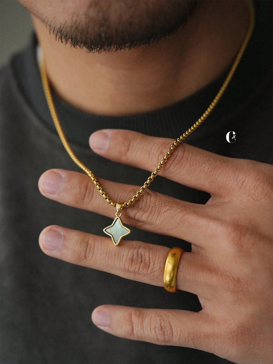 Star Shaped Necklace β¨