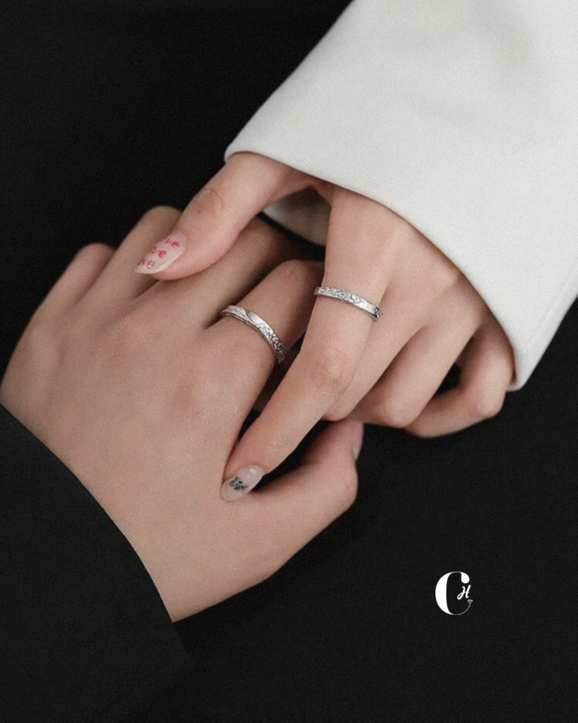 Cropped Couple Rings 💌