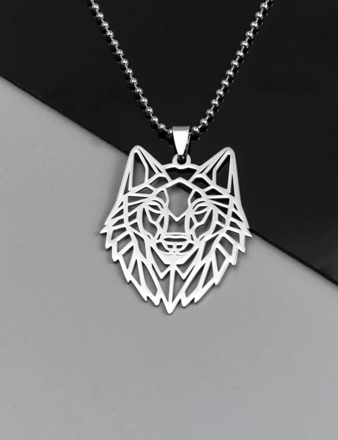 Wolf Necklace 🐺